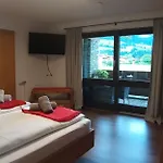 Gaestehaus Huber *