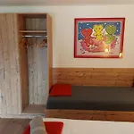 Gaestehaus Huber Pansiyon *
