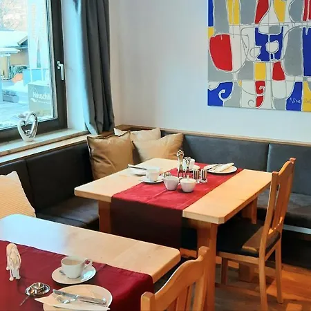Gaestehaus Huber * ميترسل