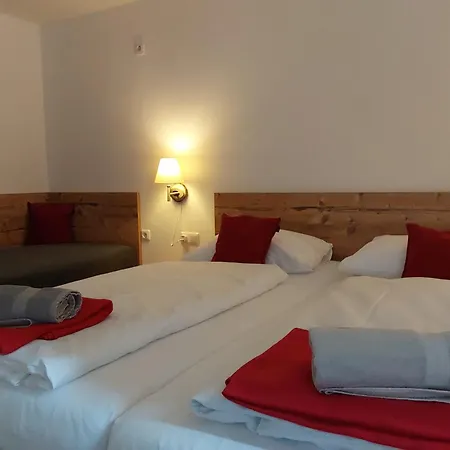 Homestay Gaestehaus Huber *