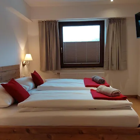 منزل للإقامة Gaestehaus Huber ميترسل